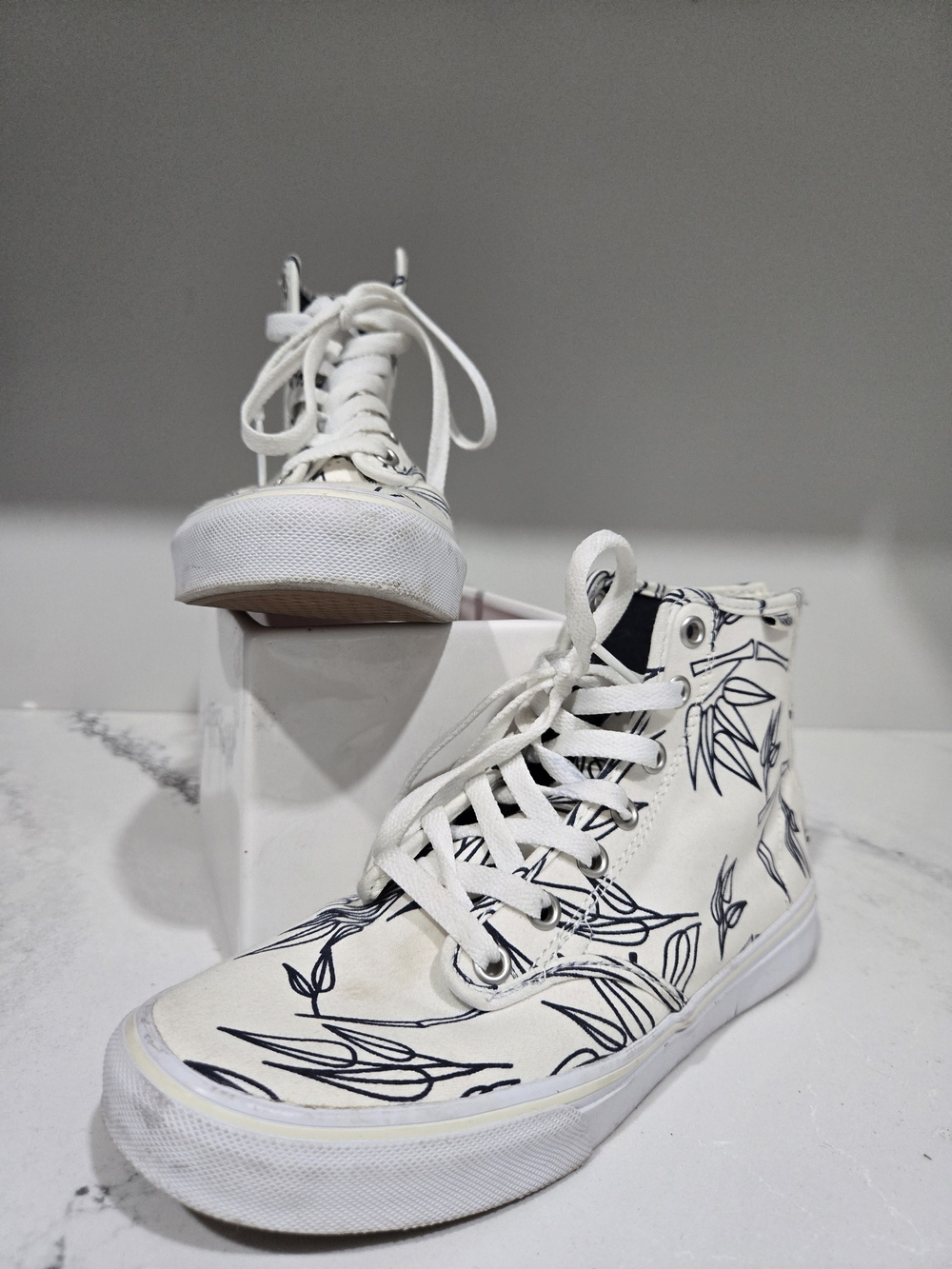 Vans Off The Wall High Top White  Black Bamboo Pattern Sz 7 Y2K Skater Botanical